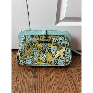 Petunia Pickle Bottom Diaper bag Wristlet With Changing Pad